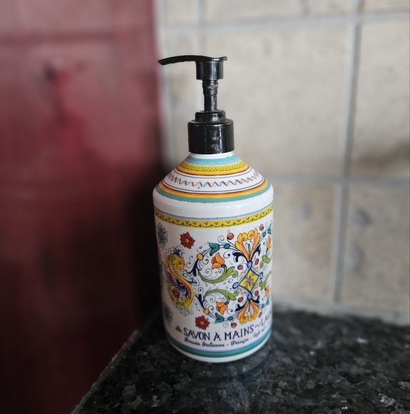 HAND 🧼 SOAP dispenser - Picture 2 of 6